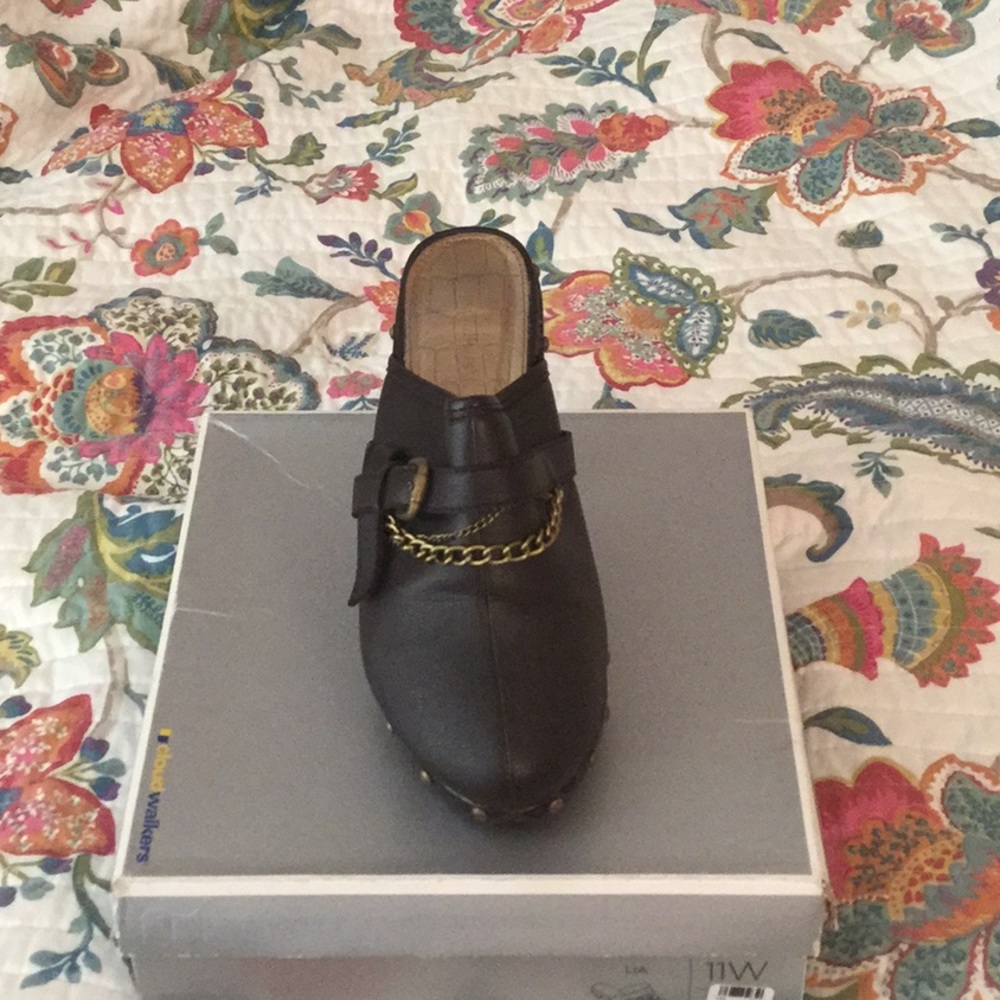 High heel Clog